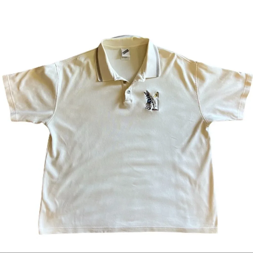 Vintage Warner Brothers Bugs Bunny Gold Shirt. Off White. Sz. L. Good Condition!